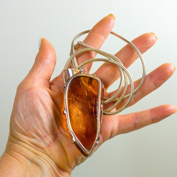 Hue Amber Pendants Set in 925 Silver With Extra Long Snake Chain 29" Rare Gift - Picture 6 of 17